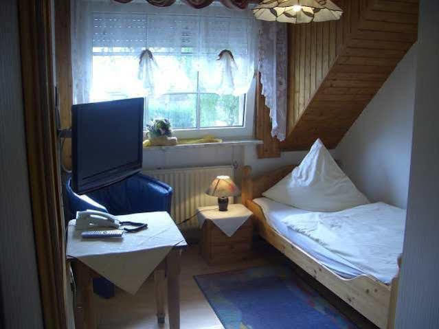 Hotel Restaurant Daute Изерлон Экстерьер фото